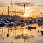 Modern Seaview In A Prime Location Appartement *