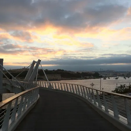 Modern Seaview In A Prime Location * Sliema