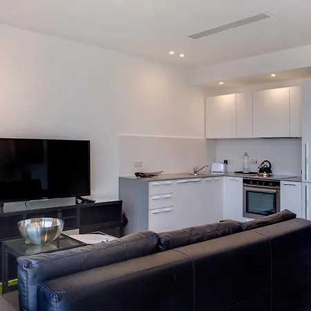 Modern Seaview In A Prime Location Apartment Sliema