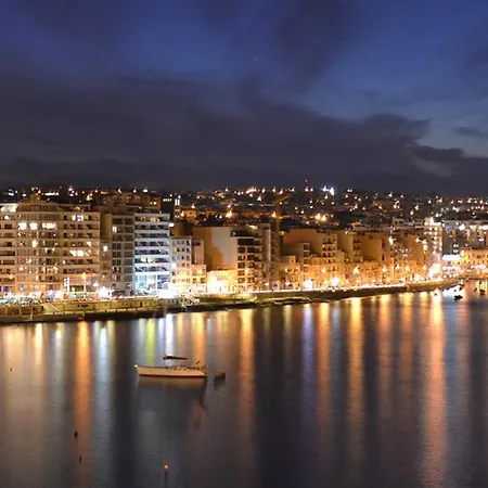 Modern Seaview In A Prime Location Apartment Sliema